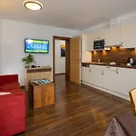 Aparthotel Aurora 4*