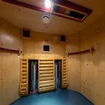Aparthotel Aurora 4*