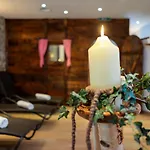 Aurora Aparthotel 4*