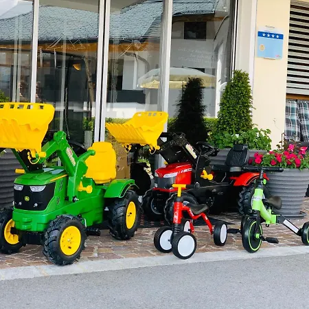 Aparthotel Aurora Fiss
