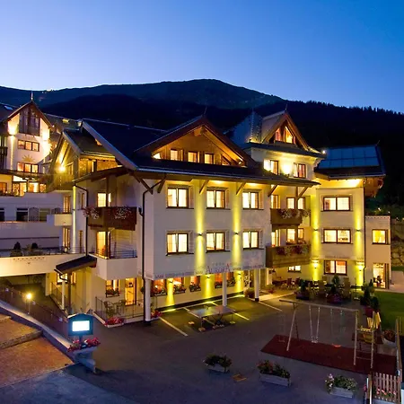 Aparthotel Aurora