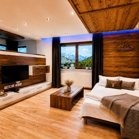 Aurora Aparthotel