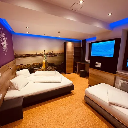 Aurora Aparthotel