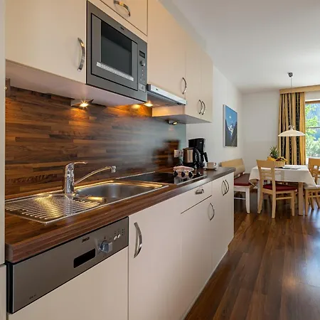 Aparthotel Aurora 4*