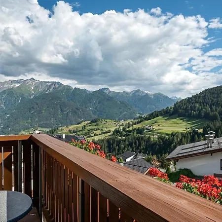 Aurora Aparthotel Fiss