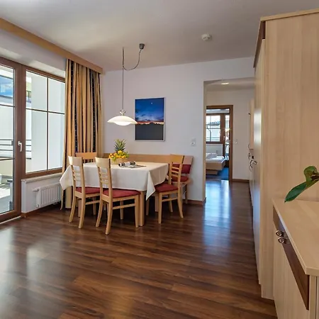 Aurora Aparthotel 4*