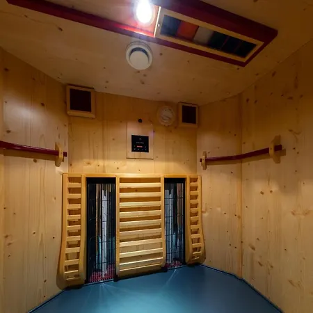 公寓式酒店 奥罗拉费斯公寓酒店 4*