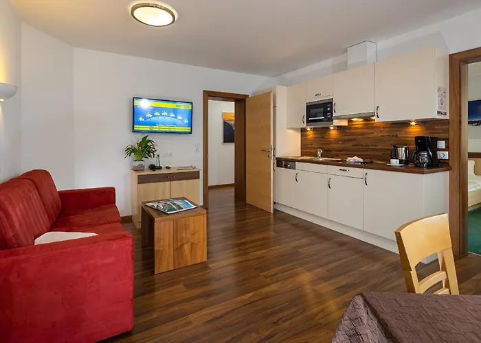 Aparthotel Aurora 4*